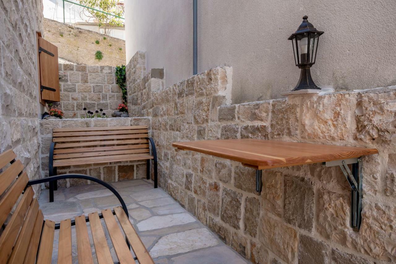 Apartment Cesarica Baška Voda Dış mekan fotoğraf