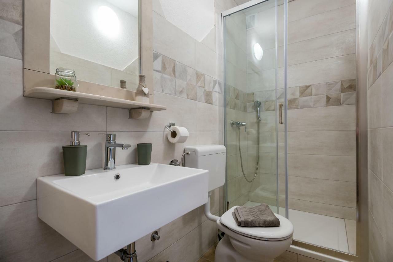 Apartment Cesarica Baška Voda Dış mekan fotoğraf