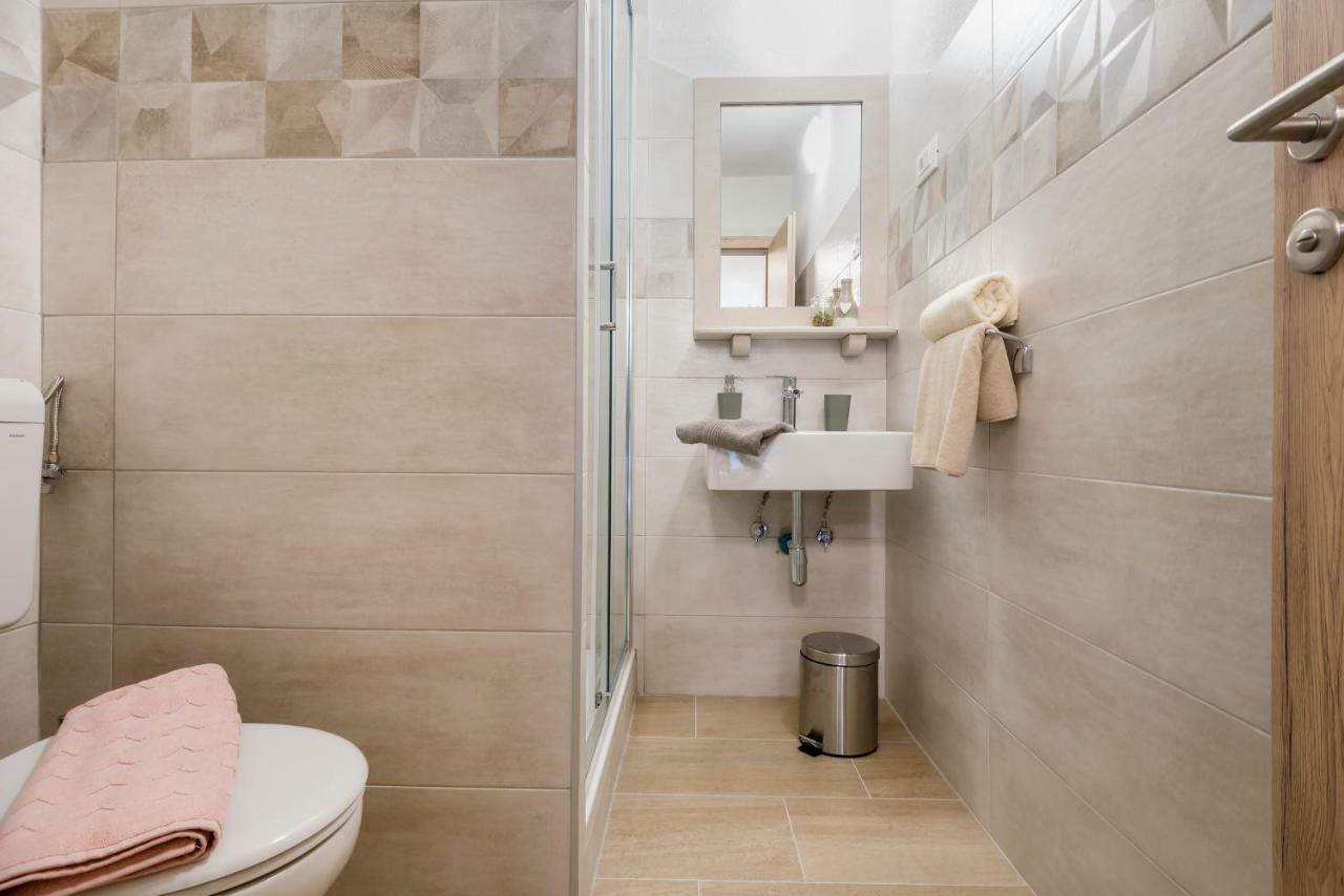 Apartment Cesarica Baška Voda Dış mekan fotoğraf